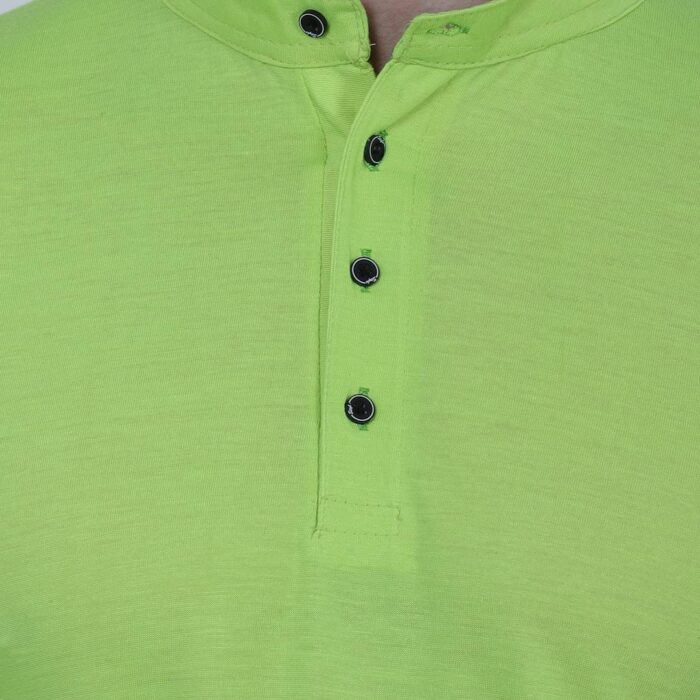 Elegant Green Solid Polycotton Henley Tees For Men