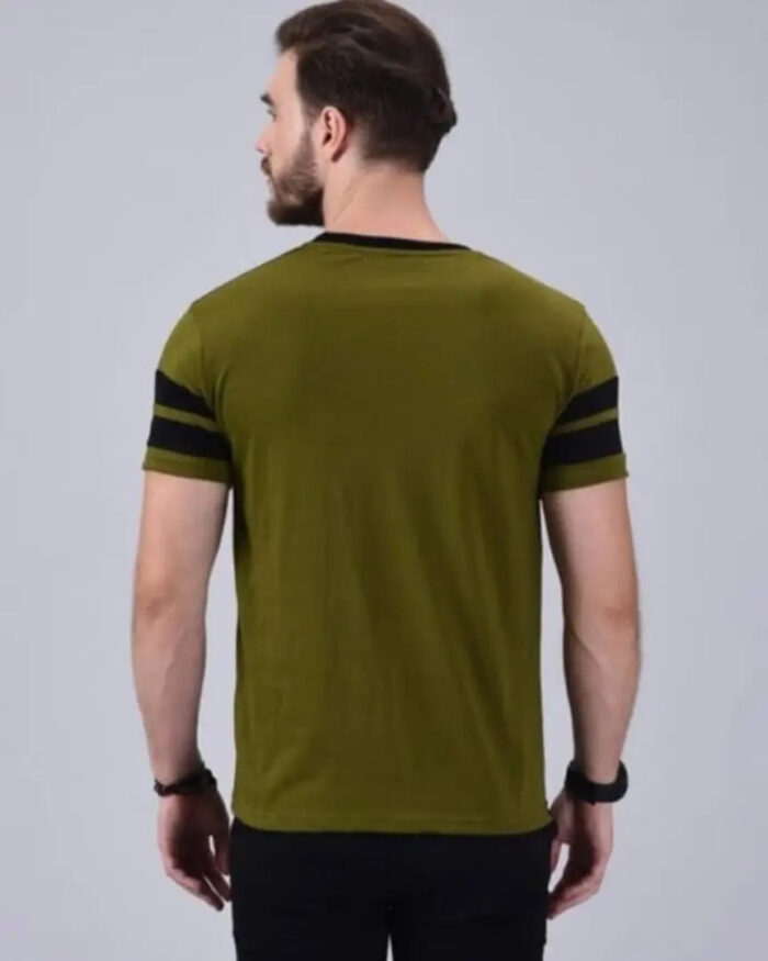 Stylish Cotton Colourblocked Round Neck T-shirt For Men