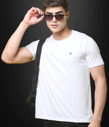 Reliable Cotton Blend Solid Round Neck Tshirt For Men