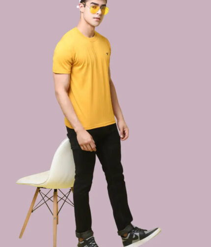 Reliable Cotton Blend Solid Round Neck Tshirt For Men